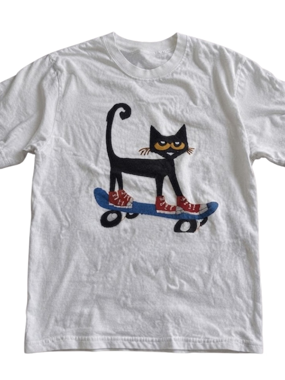 White Cat Skateboard Graphic Gildan Pet-Themed T-Shirt